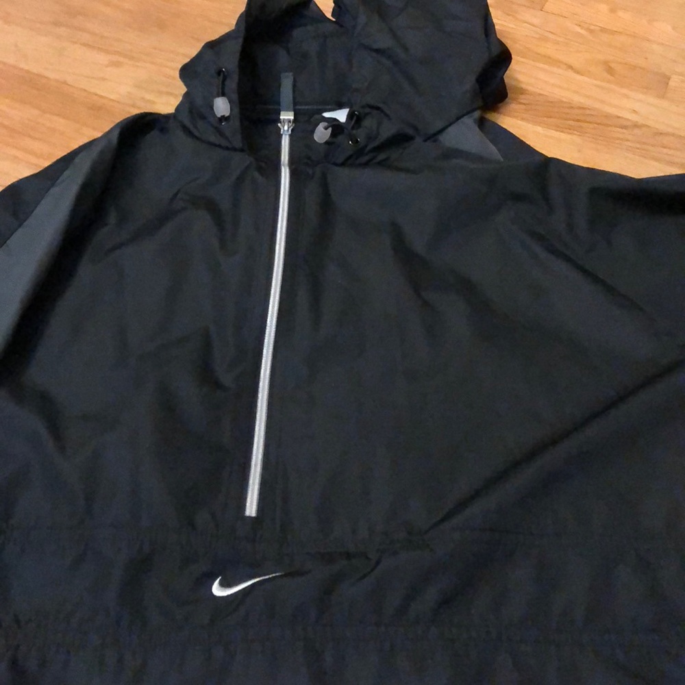 Men’s Half-Zip Windbreaker